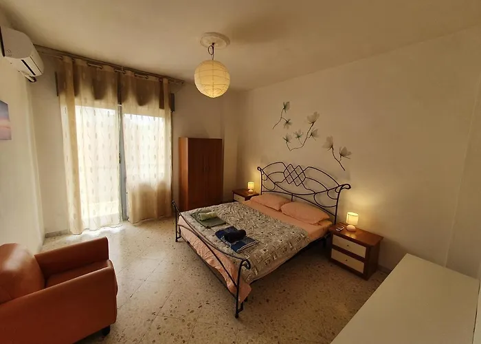 Train Station Comfy Apartamento *